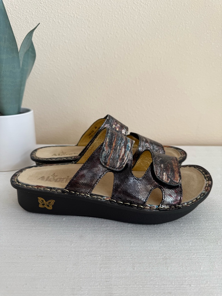 Alegria Women's Metallic Bronze And Black Slide Sandals